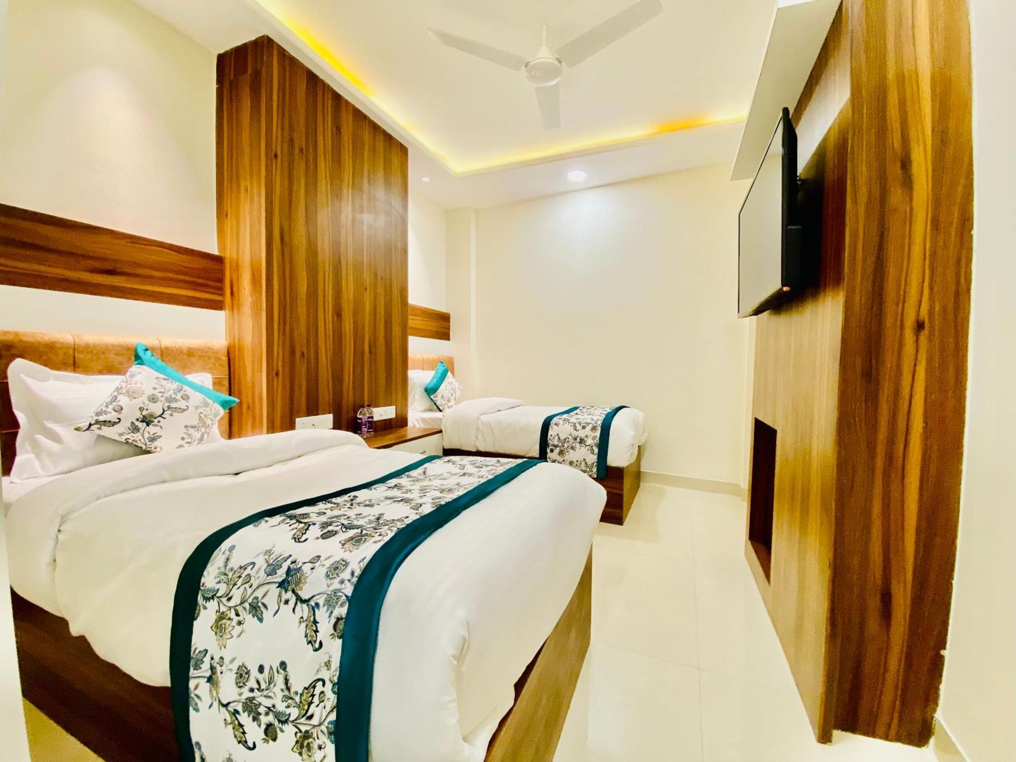 Hotel White And Restaurant 300 Mtr From Golden Temple Amritsar Luaran gambar